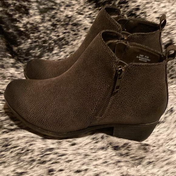 NWT New Attitude booties - Picture 5 of 9